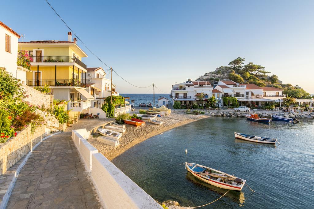 Eftopia Beachfront 2-Bedrooms Apartment Kokkari Exterior foto